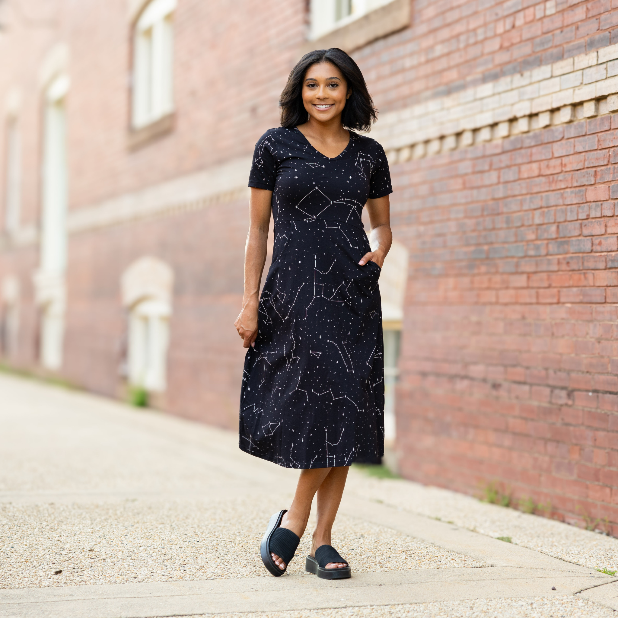 Constellations Glow-in-the-dark Short Sleeve Long Midi Dress (With Waist Seam)