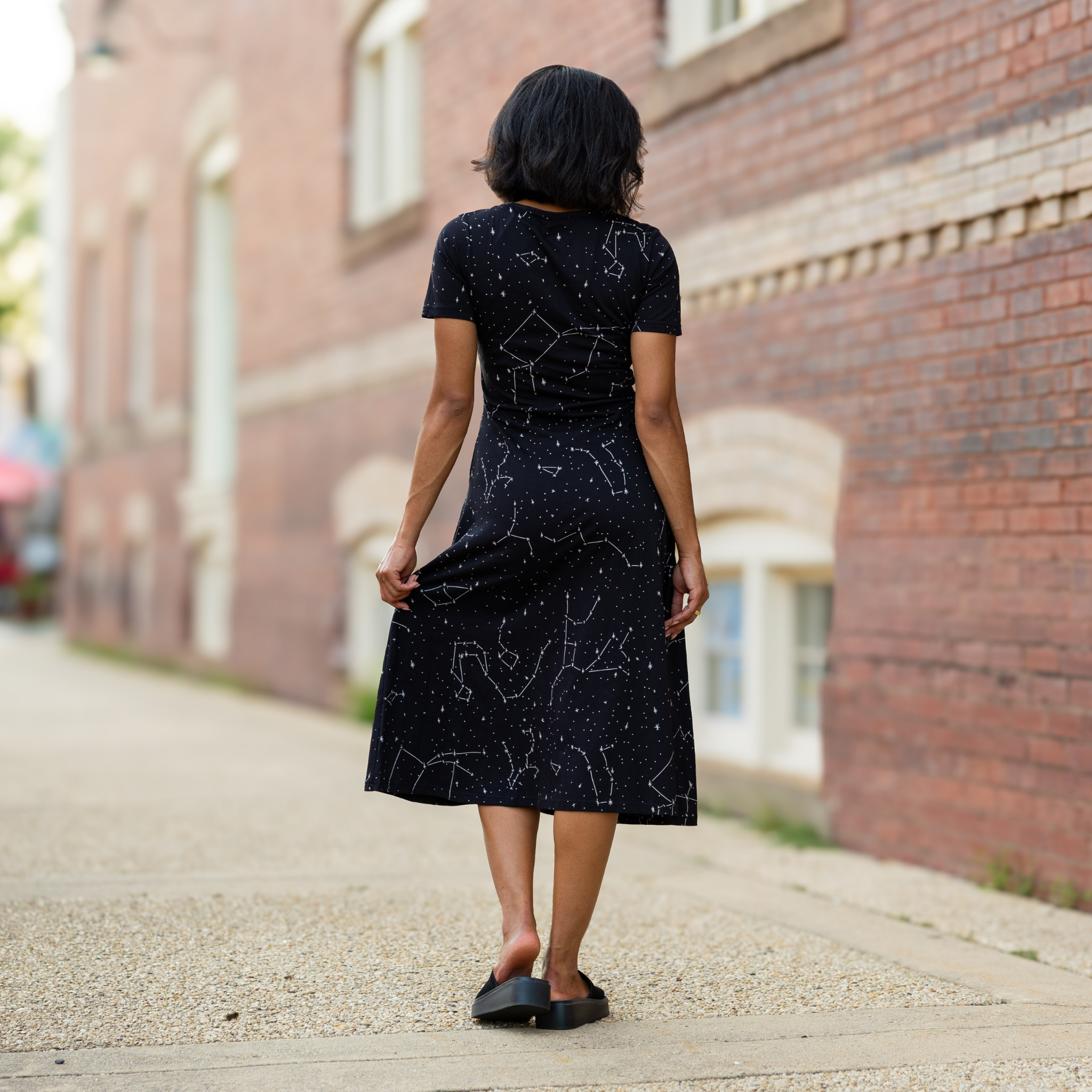 Constellations Glow-in-the-dark Short Sleeve Long Midi Dress (With Waist Seam)