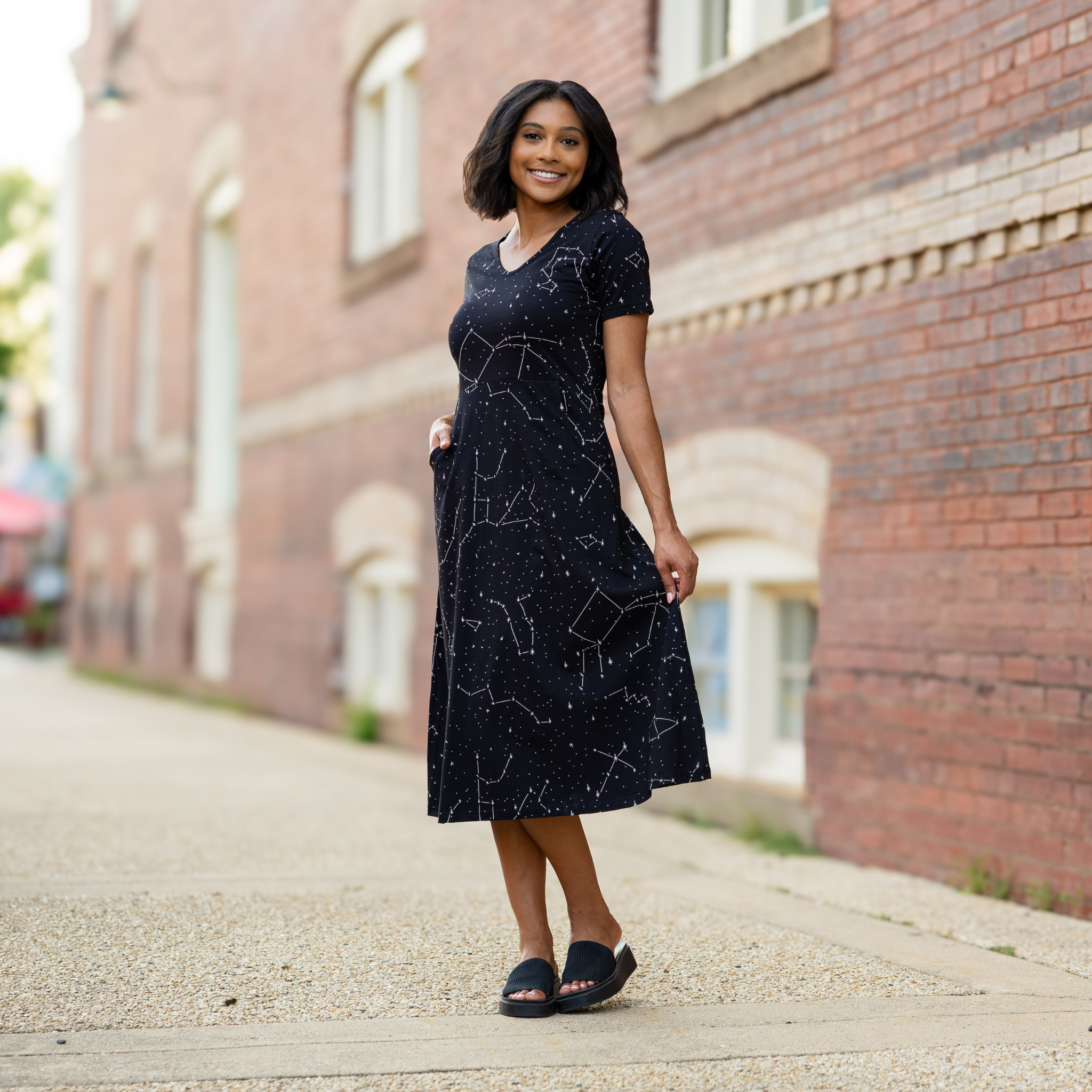 Constellations Glow-in-the-dark Short Sleeve Long Midi Dress (With Waist Seam)