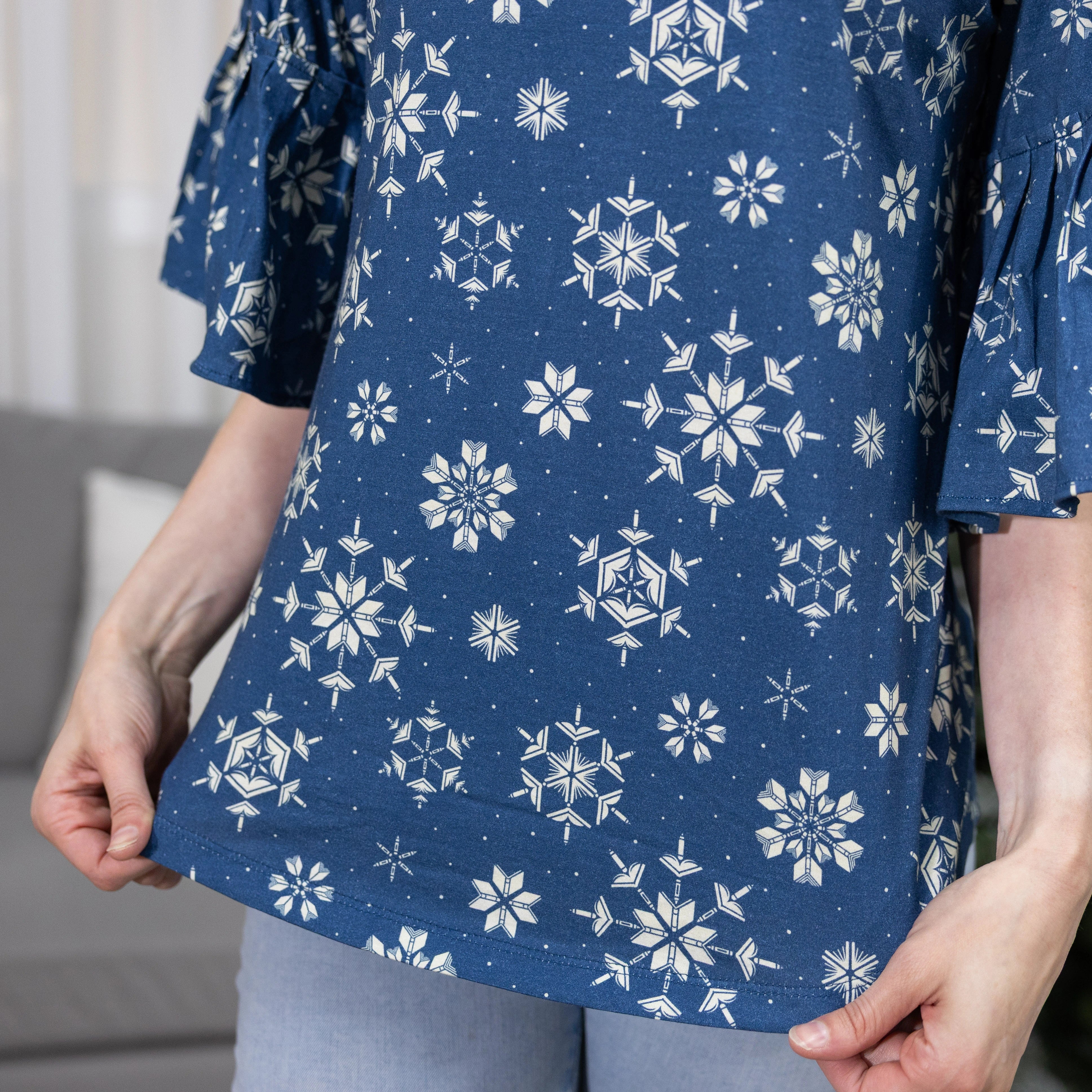 Books Snowflakes Top