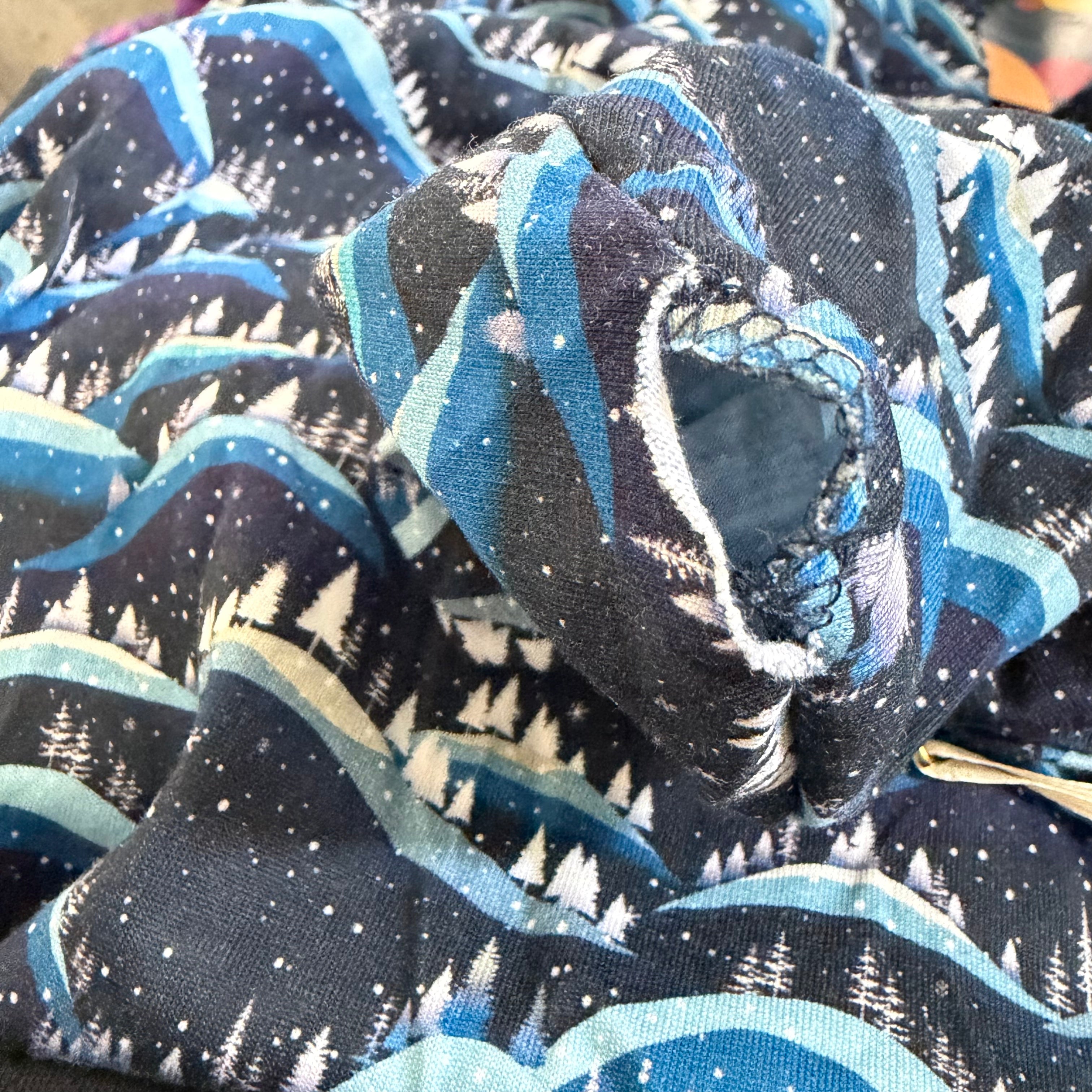 Snowy Mountains Dress Sample - 3XL