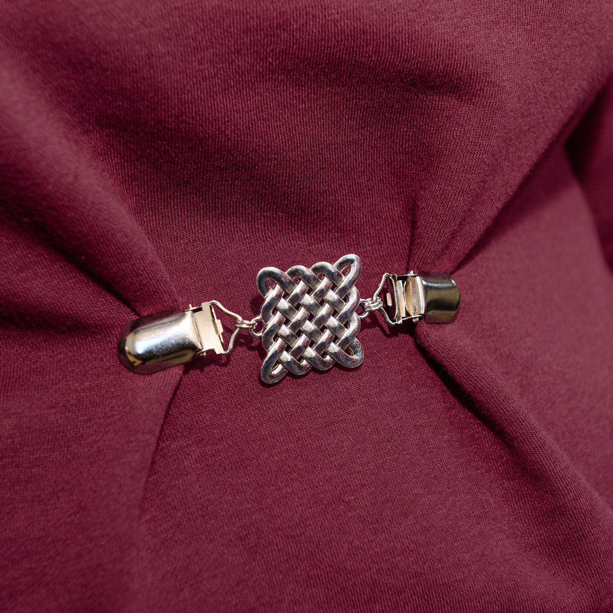 Celtic Square Knot Cinch Clip