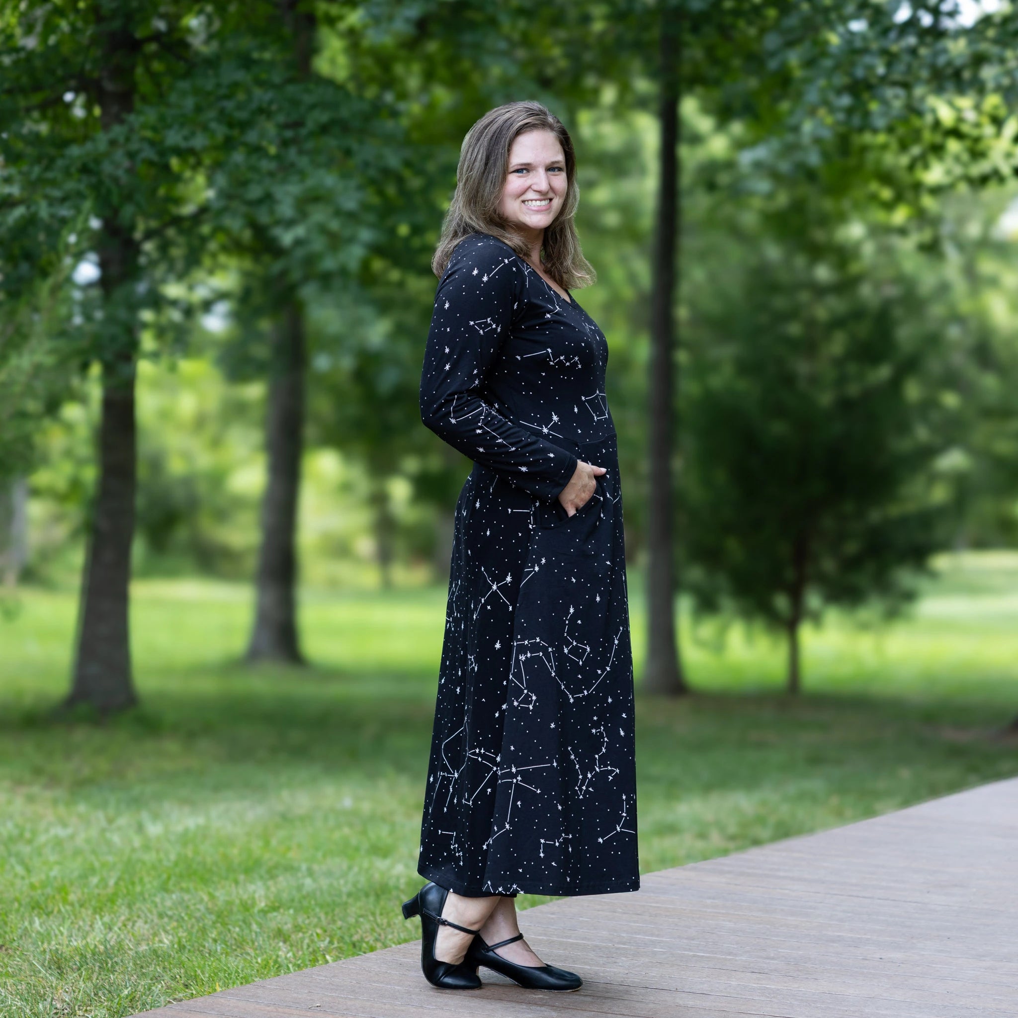 Constellations Glow-in-the-dark Long Sleeves Midi Dress (With Waist Seam)