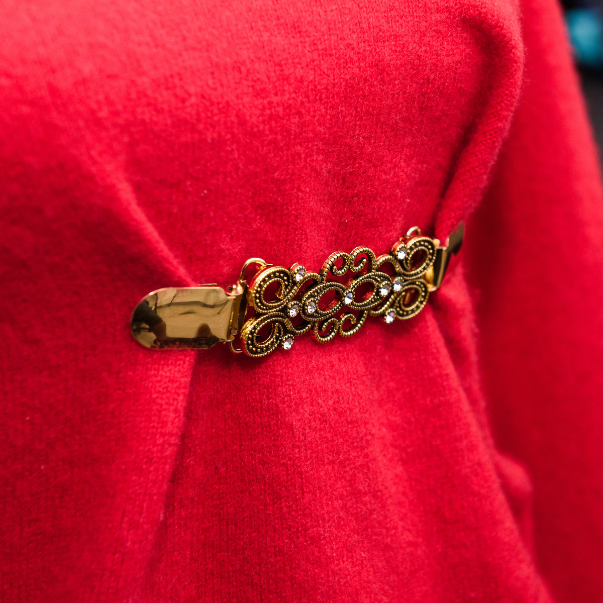 Golden Filigree Cinch Clip