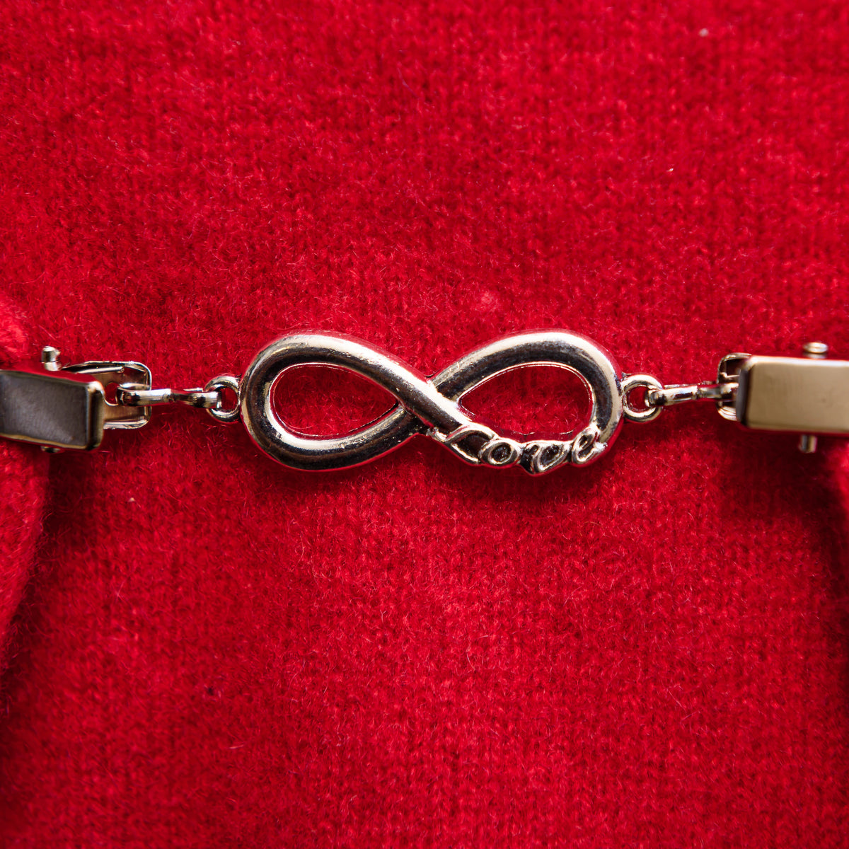 Infinite Love Cinch Clip
