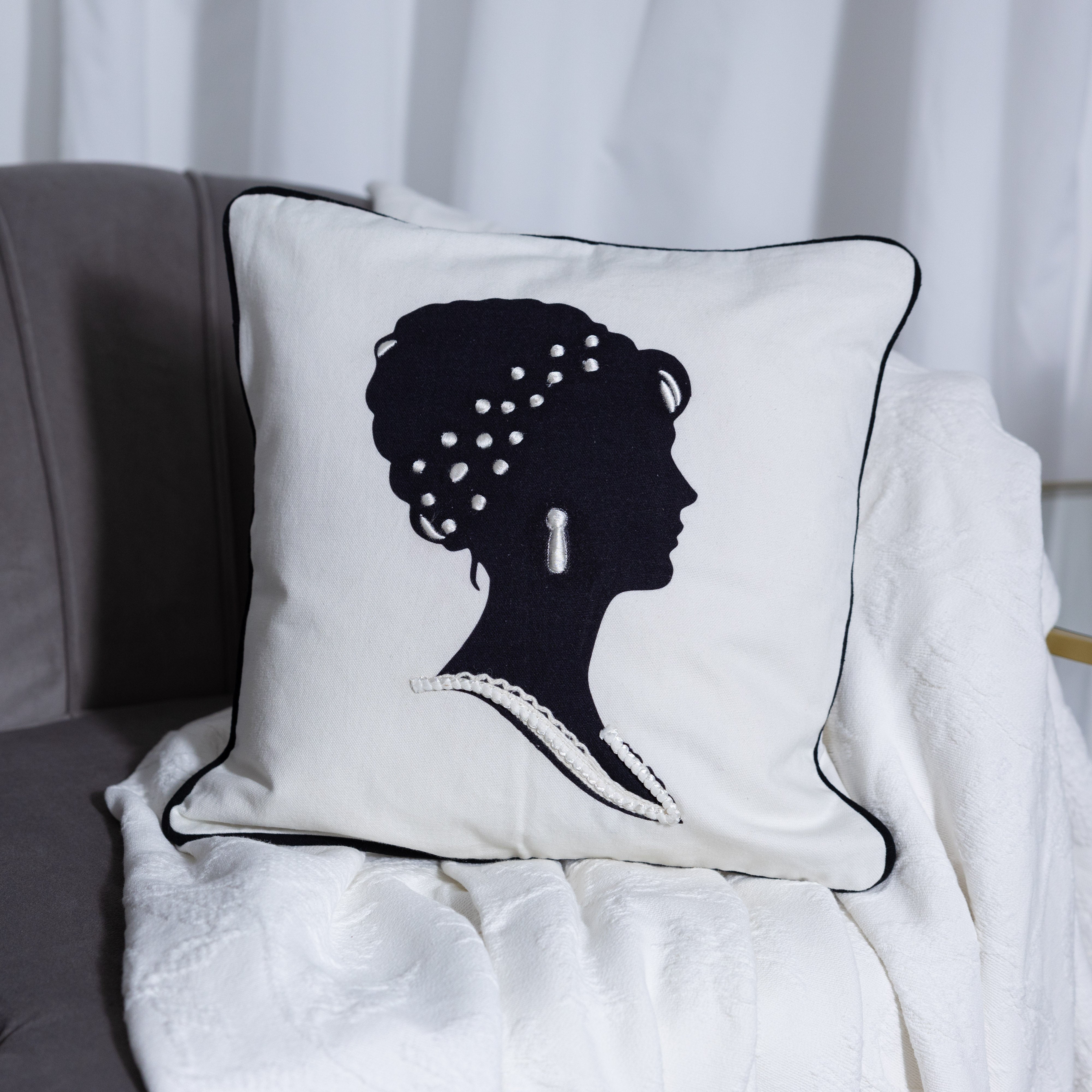 Lizzy and Mr. Darcy Cushion Covers Set
