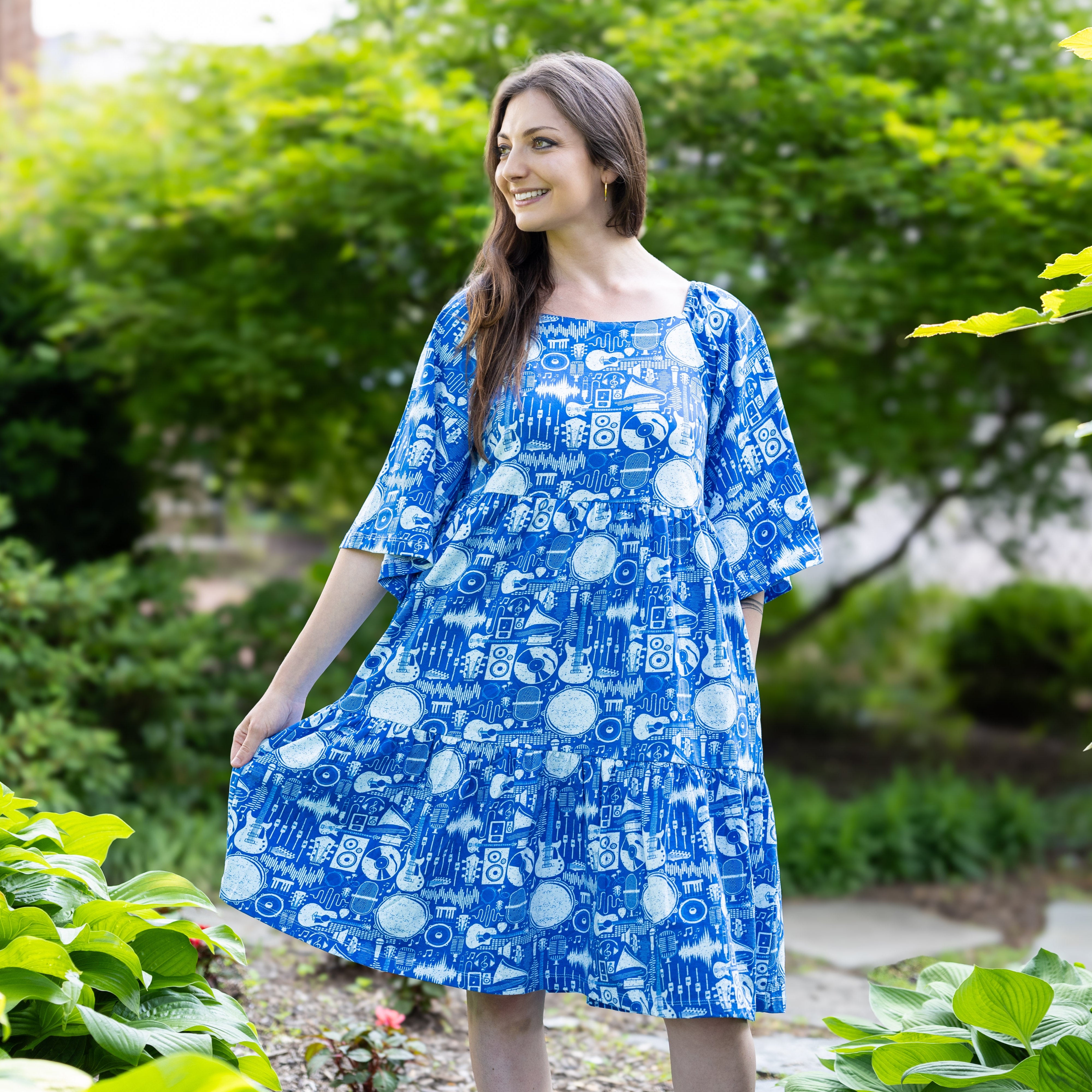 Retro Music Flutter Sleeve Frill Dress