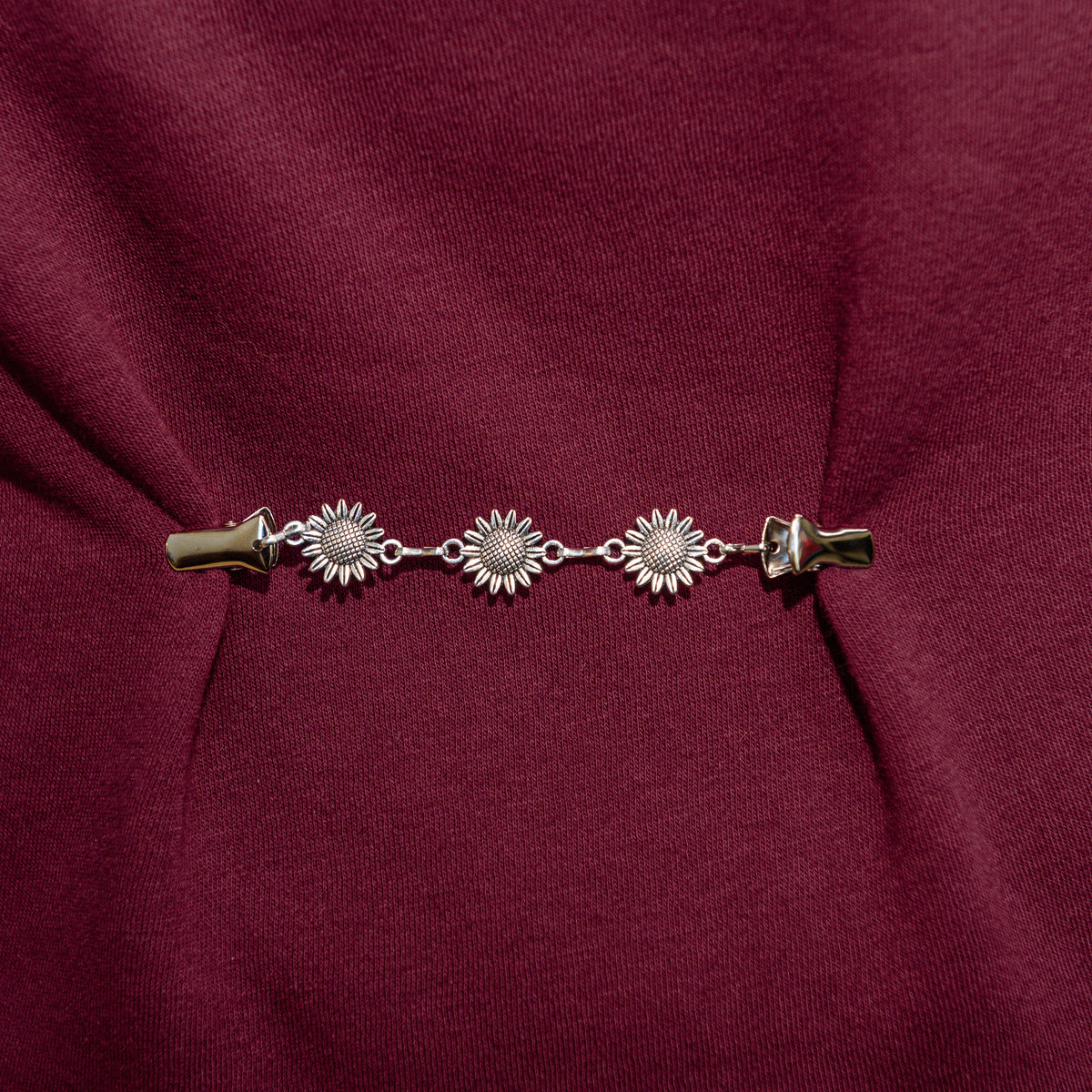 Silver Sunflowers Cinch Clip