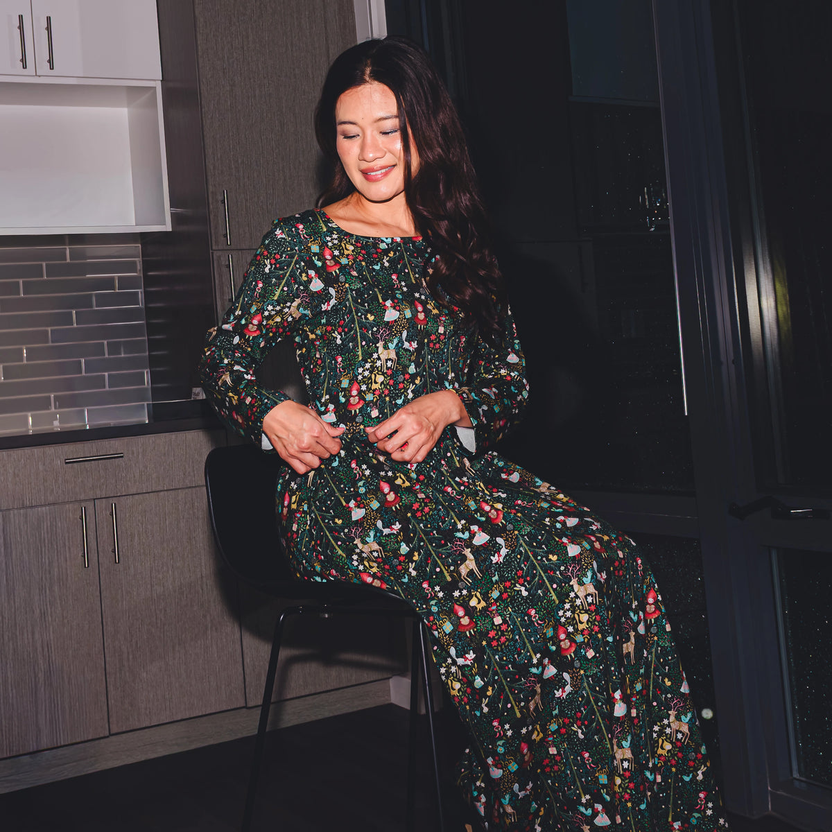Storybook Holiday Midi Dress with Pockets