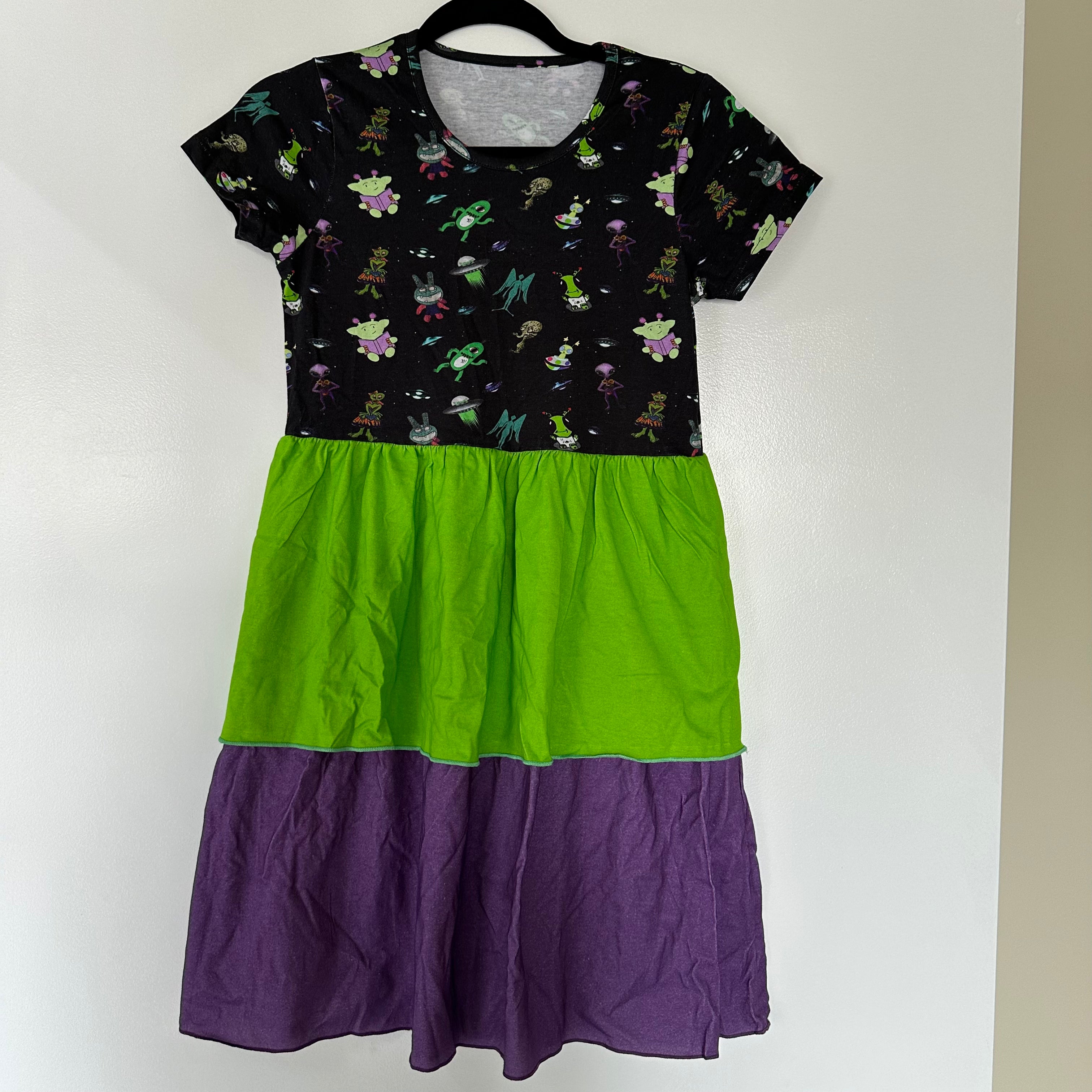 Aliens Art Kids Dress Sample (Purple and Green Layers) - 11/12 YEARS