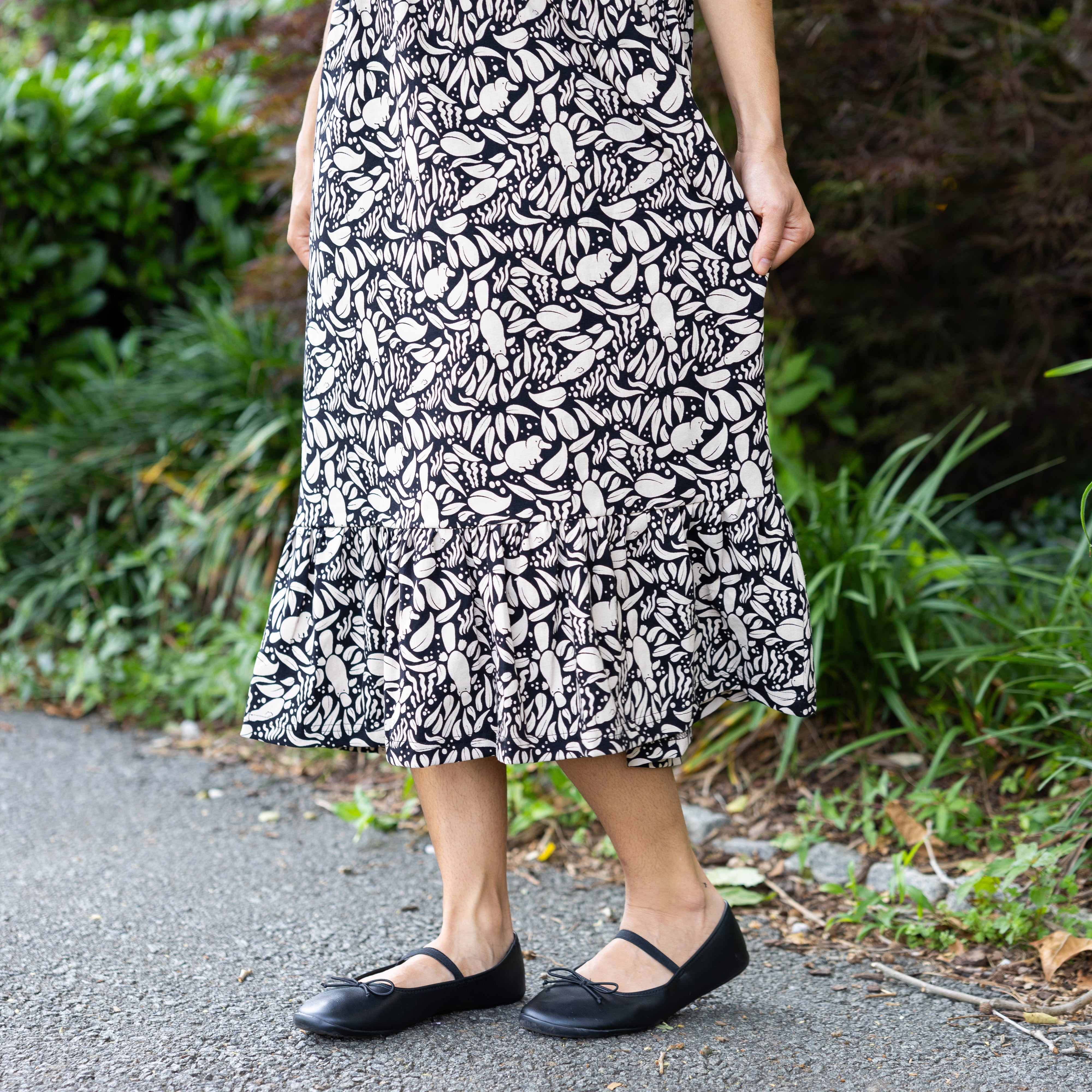 Platypus Elastic Puff-Sleeves Midi Dress