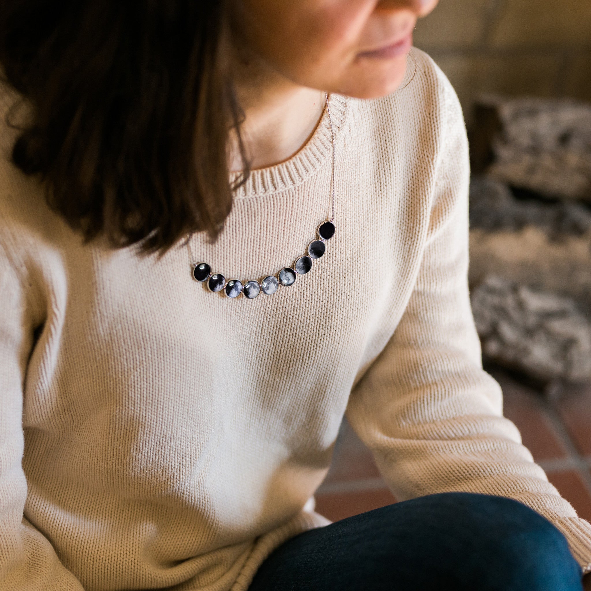 Curved Moon Phase Necklace in Silver