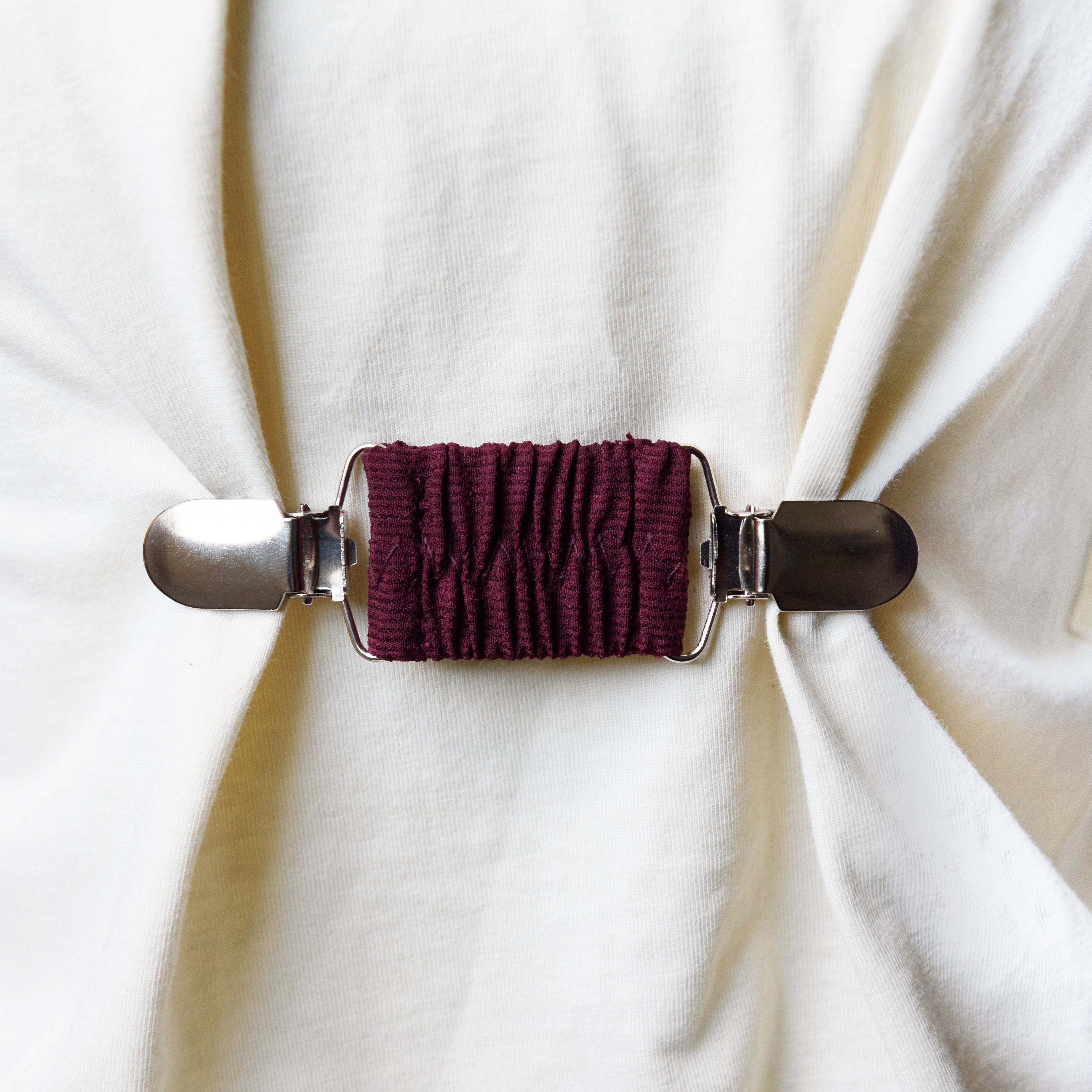 Burgundy Cinch Clip
