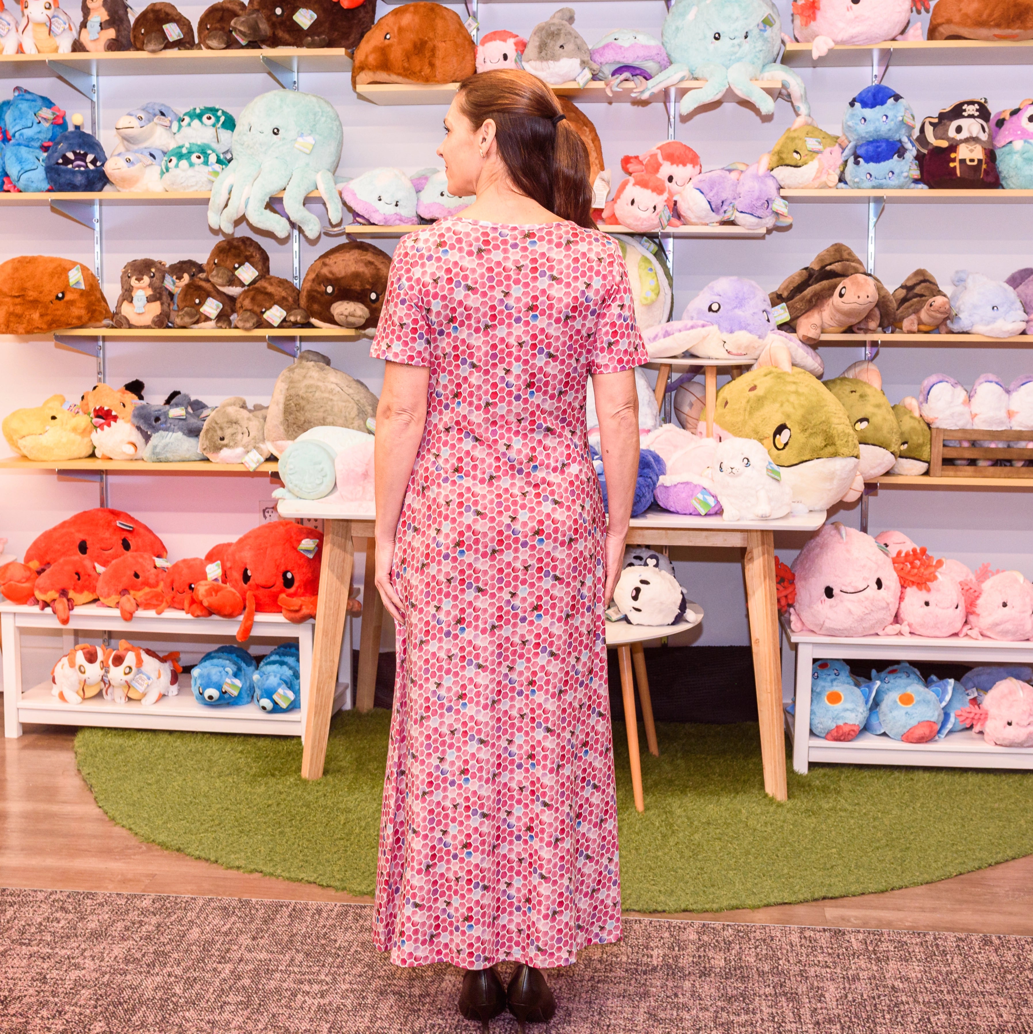 Rosy Honeycomb Maxi Dress with Pockets