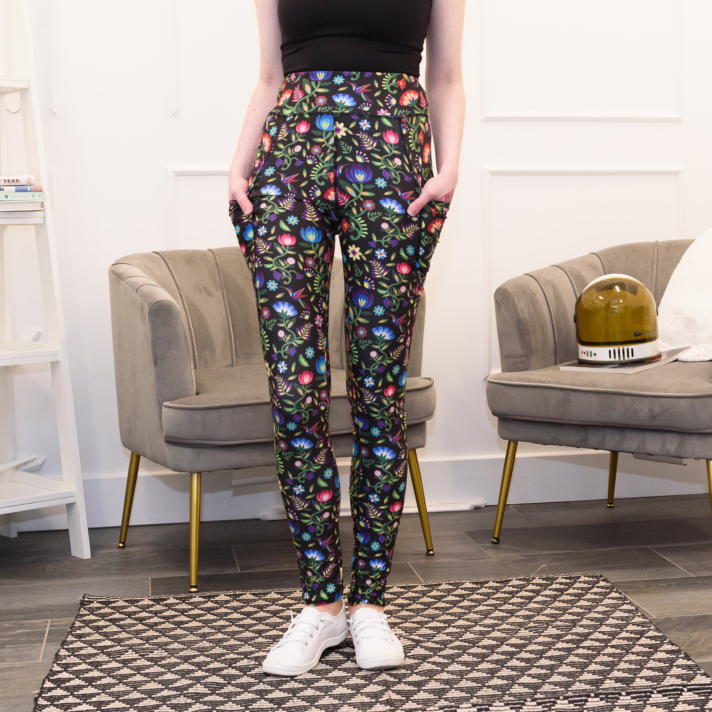 Hummingbirds Paradise Adults Leggings with Pockets