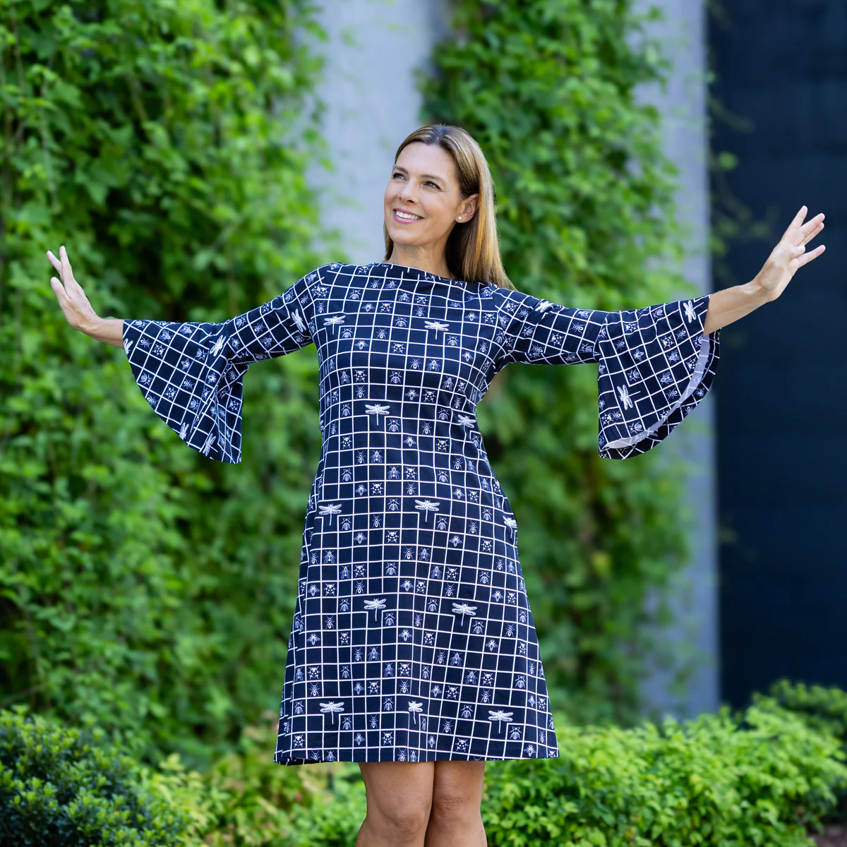 Bugs Square Dress Sample - S (regular print)