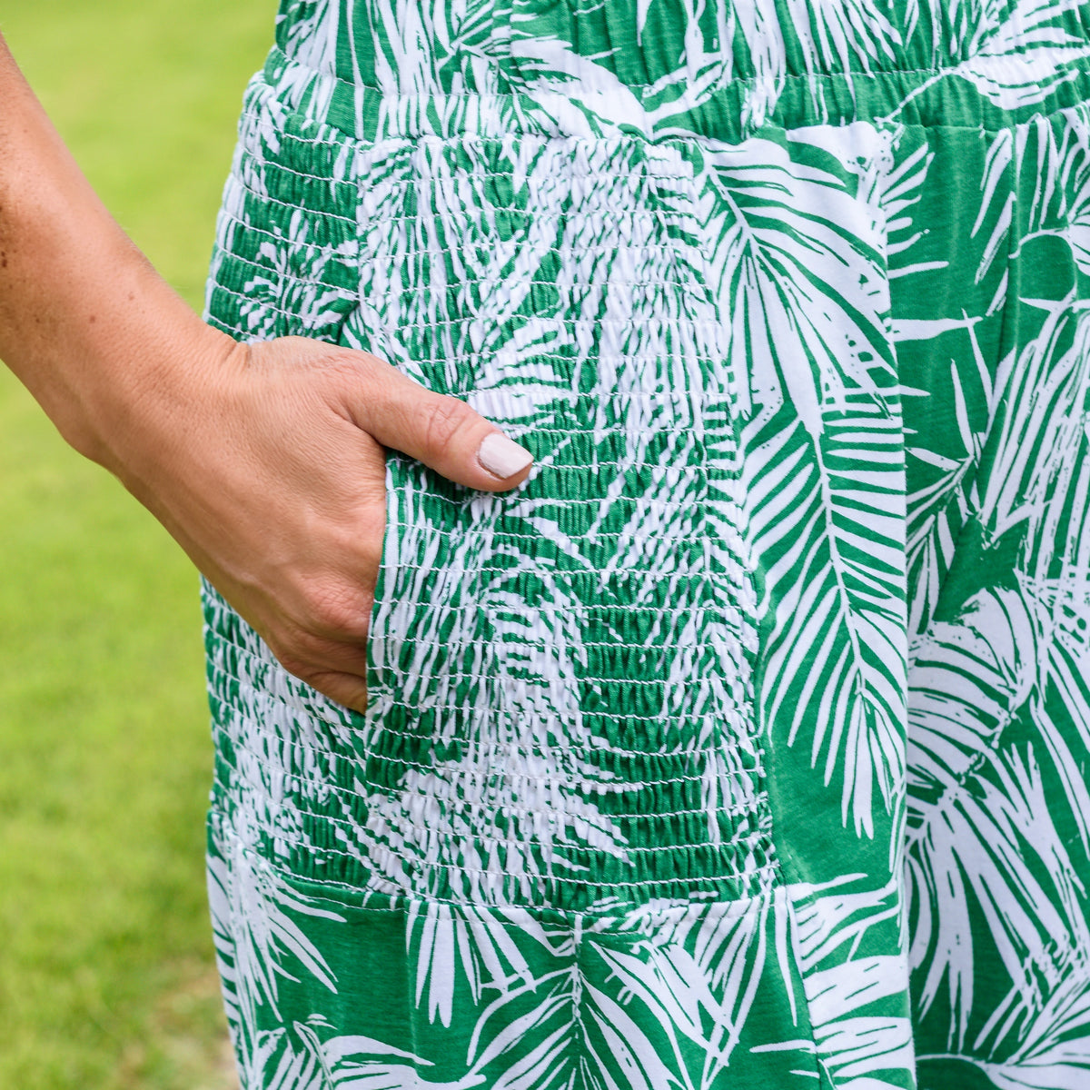 Palm Leaves Ruffle Palazzo Pants with Pockets
