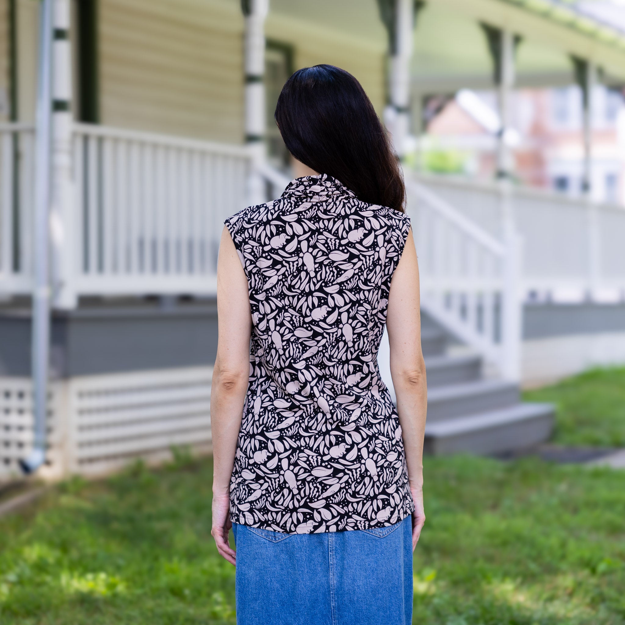 Platypus Tie Neck Sleeveless Top