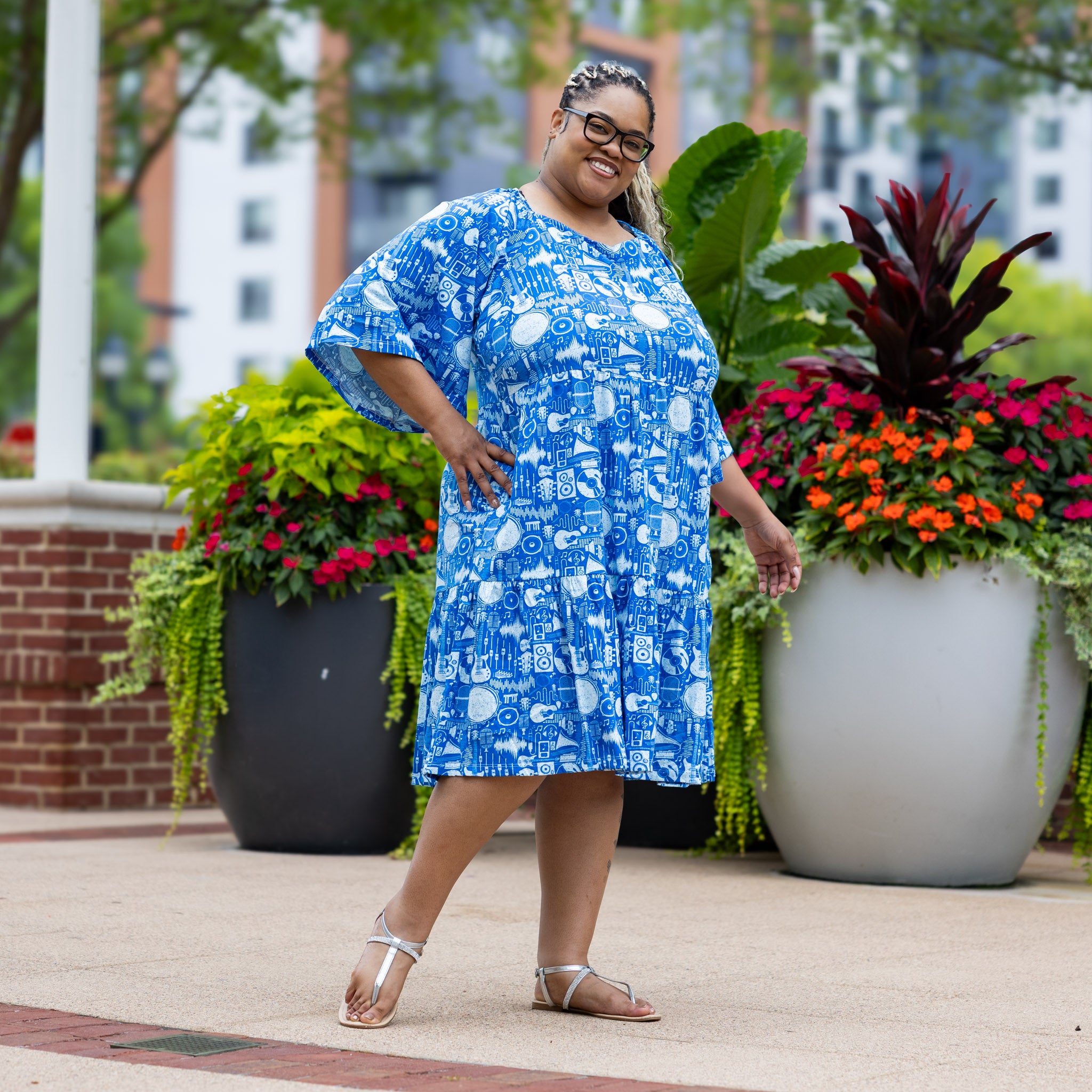 Retro Music Flutter Sleeve Frill Dress